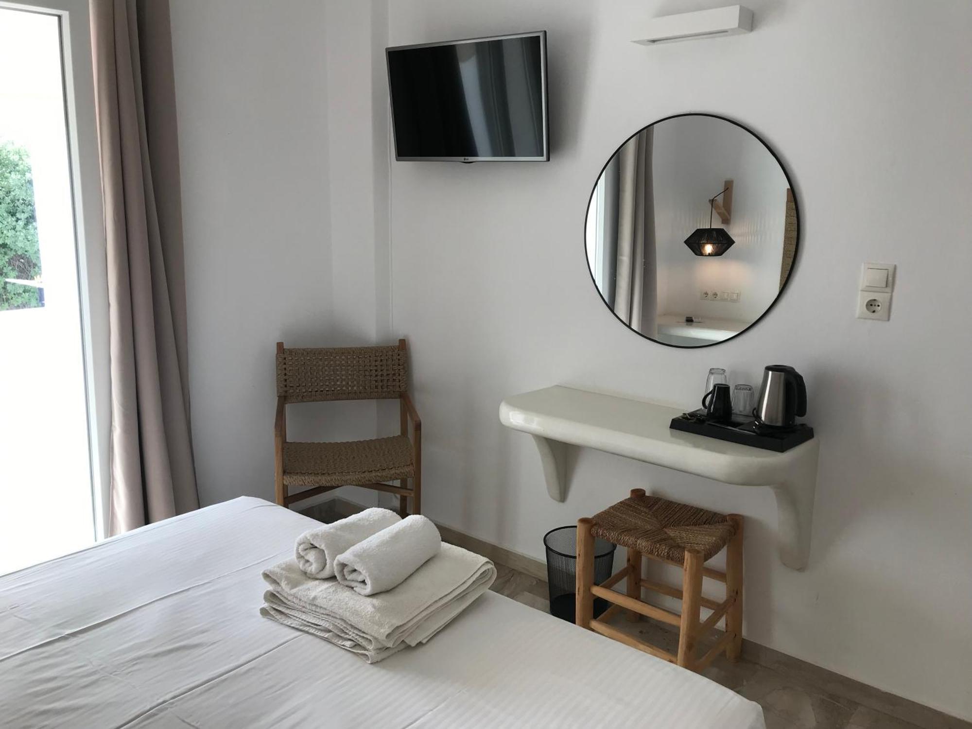 Vassiliki Rooms Páros 외부 사진